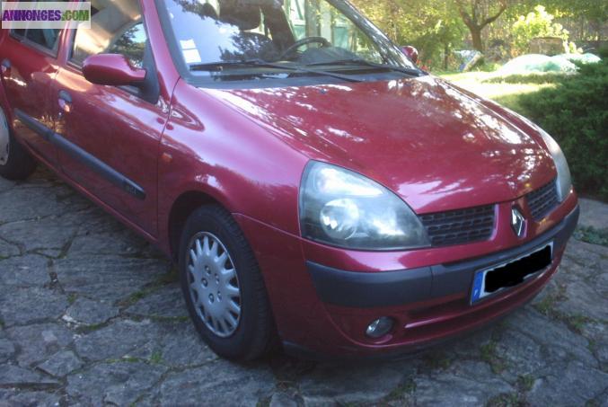 RENAULT CLIO