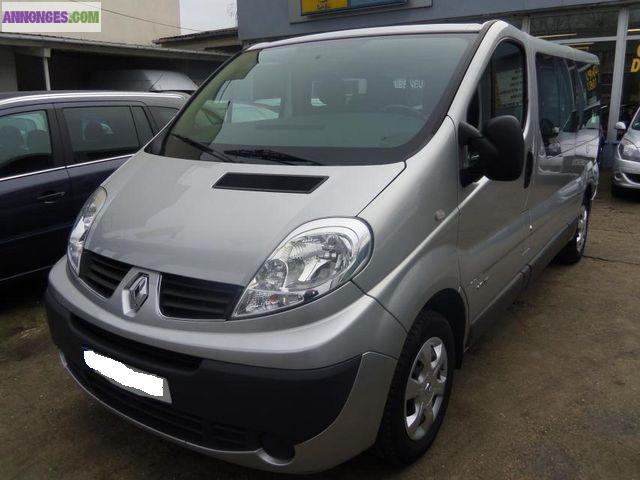 Renault Trafic 2 passenger expression l2h1 1200kg 2.0 dci 115