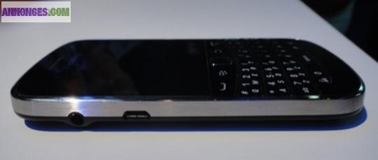 Bold 9900