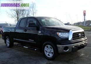 Superbe Toyota Tundra SR5 iForce V8 Gass