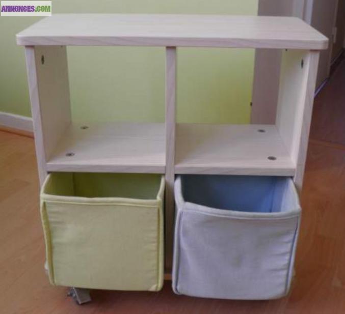 Petit meuble pour enfant