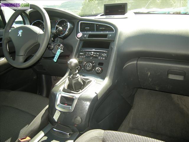 Peugeot 5008 1.6 hdi 112 fap premium