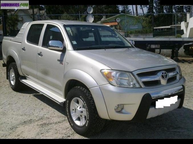 Toyota Hilux Tracker 2.5 D4D Full Box