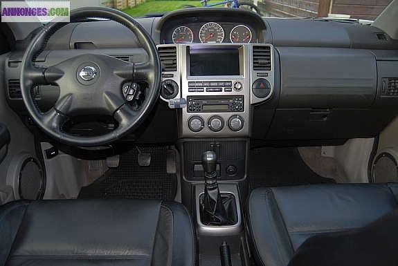   Nissan X-Trail Elegance 2004