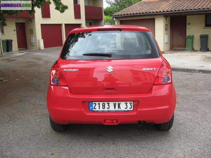 SUZUKI SWIFT GLX 1.3L 3 PORTES