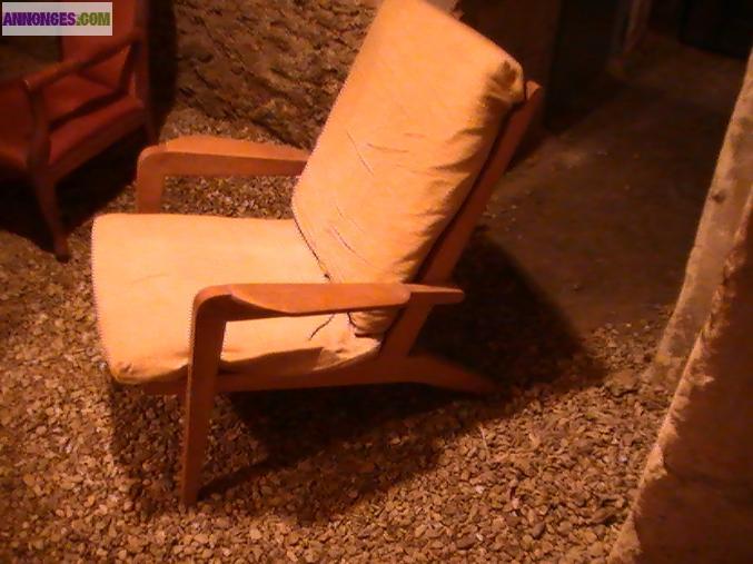 FAUTEUIL EN BOIS