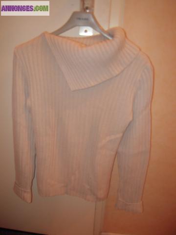 Pull beige avec demi-col roulé