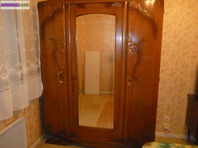 Armoire