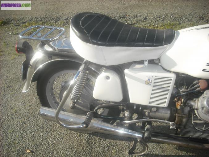 Moto guzzi v7 850gt