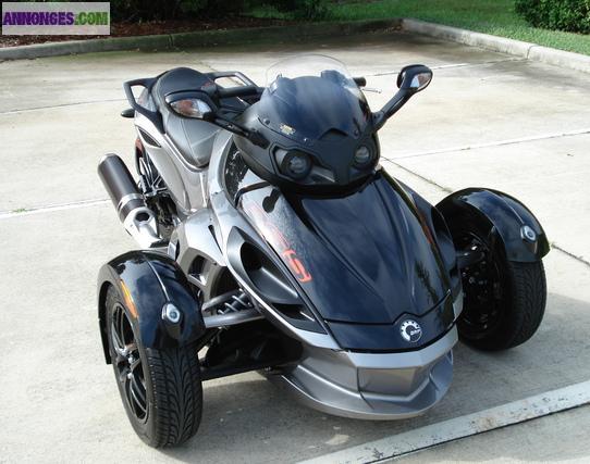 Can Am Spyder RSS SM5