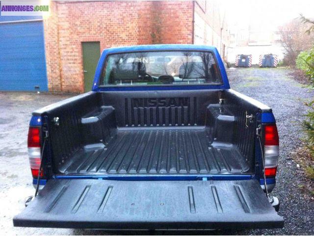 Nissan Pick Up 2.5 tdi 104 double cabine navara