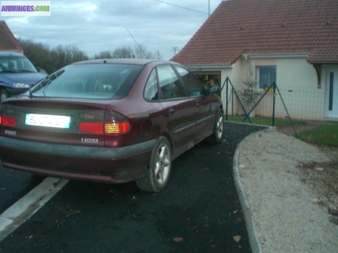 VENDS RENAULT LAGUNA ALIZE 2L 7CV