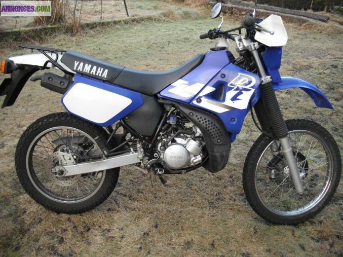 MOTO YAMAHA DT 125 R