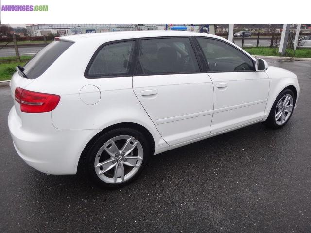 Audi A3 ii (2),berline, sportback 1.6 tdi 105 ambition