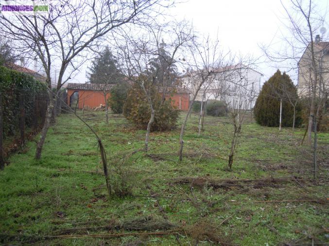 Terrain à batir 660 m² libourne quartier résidentiel calme 2ème ligne