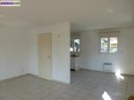 T3 1er et. asce.+loggia+garage 550€+ charges - Miniature